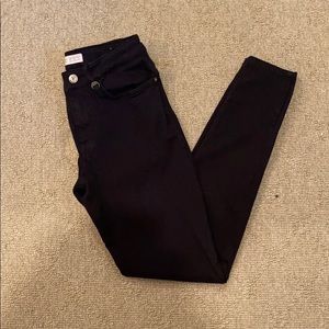 Barely worn Zara black skinny jeans